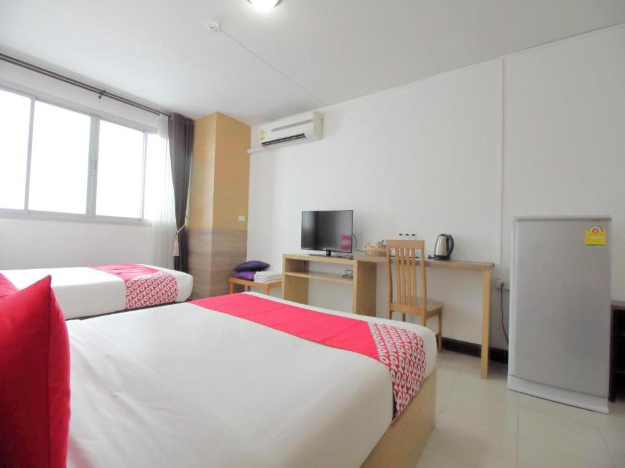 Super Oyo Capital O 564 Nature Boutique Hotel Bangkok Exterior photo