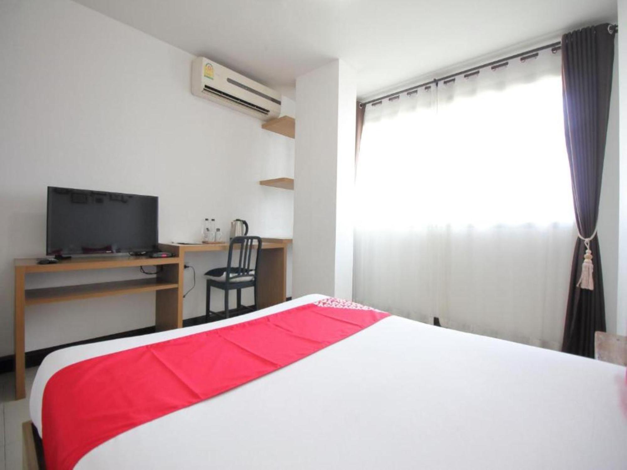 Super Oyo Capital O 564 Nature Boutique Hotel Bangkok Exterior photo