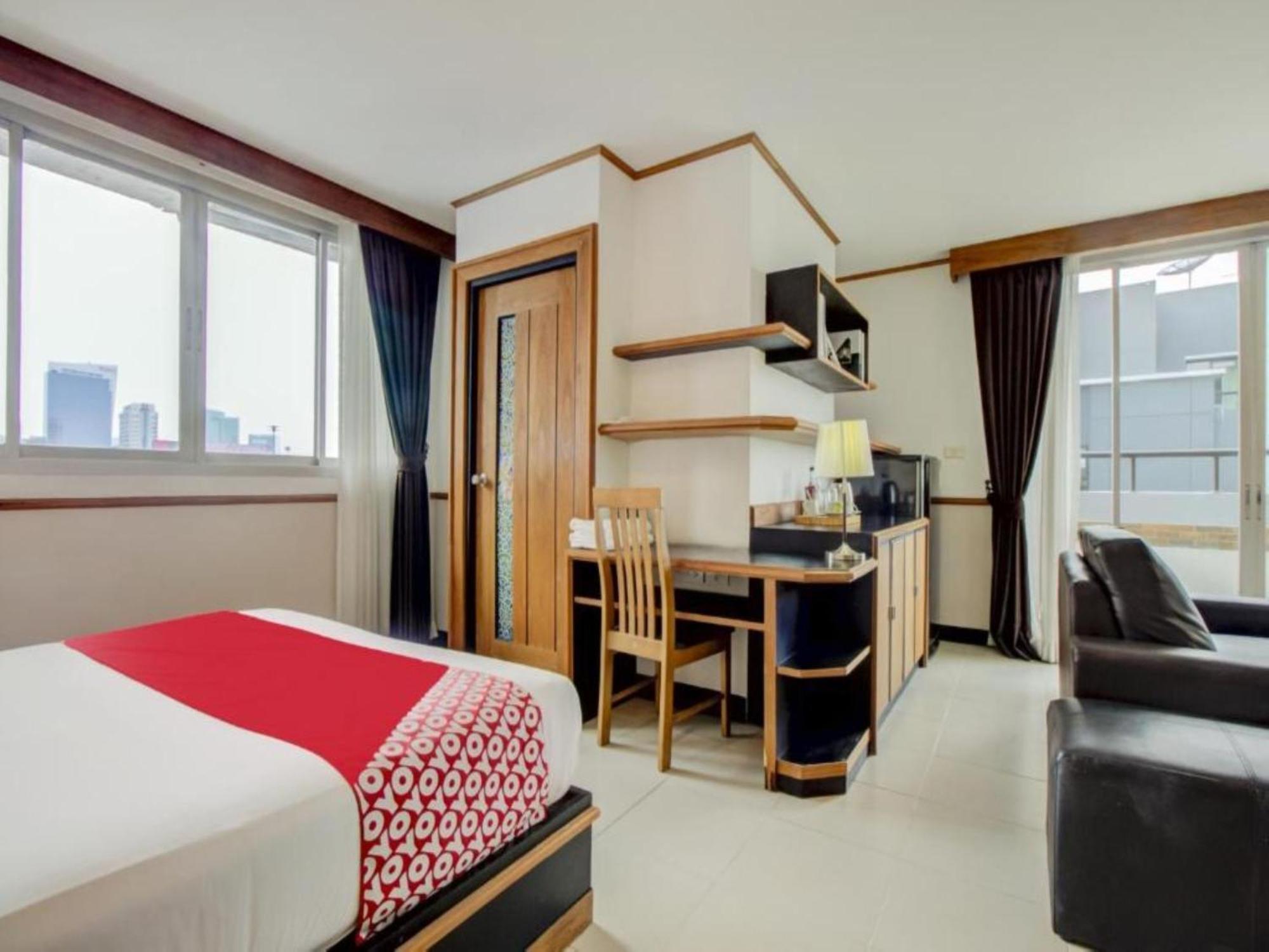 Super Oyo Capital O 564 Nature Boutique Hotel Bangkok Exterior photo